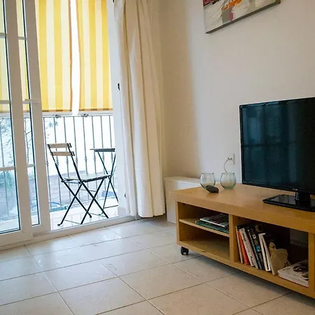 Apartamento Apartamento Con Piscina Y Wifi En La Caleta *