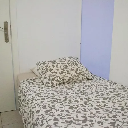 Apartamento Apartamento Con Piscina Y Wifi En La Caleta *